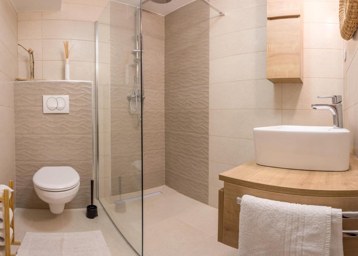 Nomads Apartment Хвар Екстериор снимка