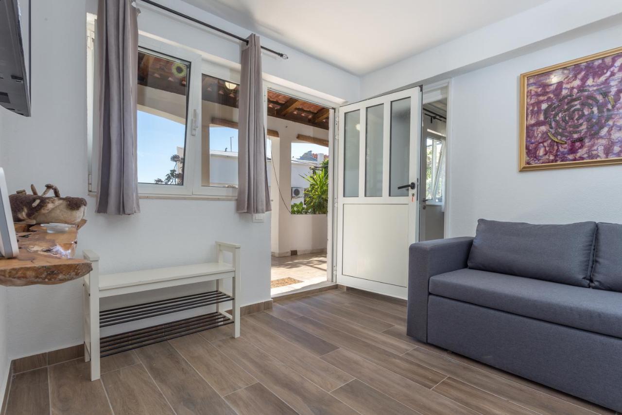 Nomads Apartment Хвар Екстериор снимка