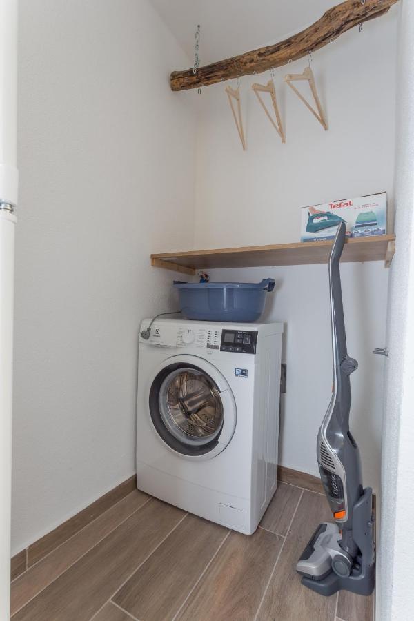 Nomads Apartment Хвар Екстериор снимка